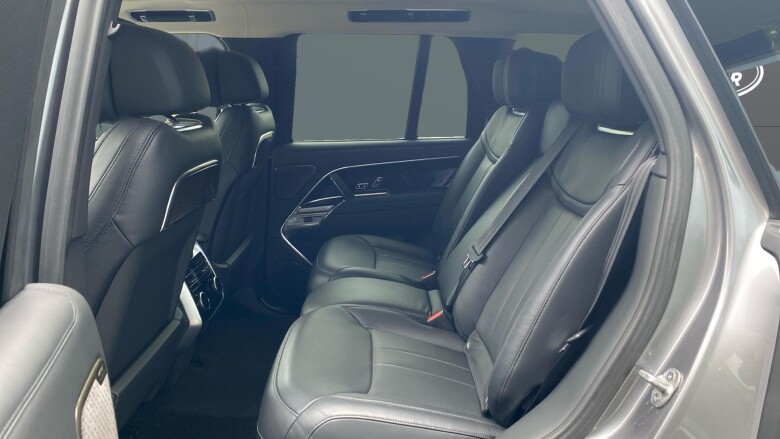 Land Rover Range Rover 4.4 P530 V8 Autobiography 4dr Auto Petrol Estate